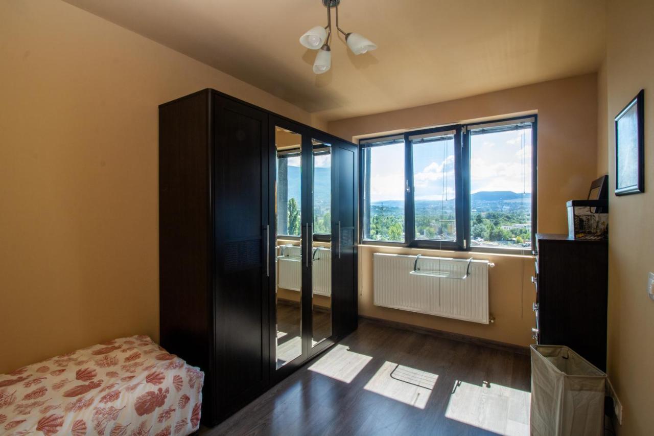 Apartment Vitosha View With Parking